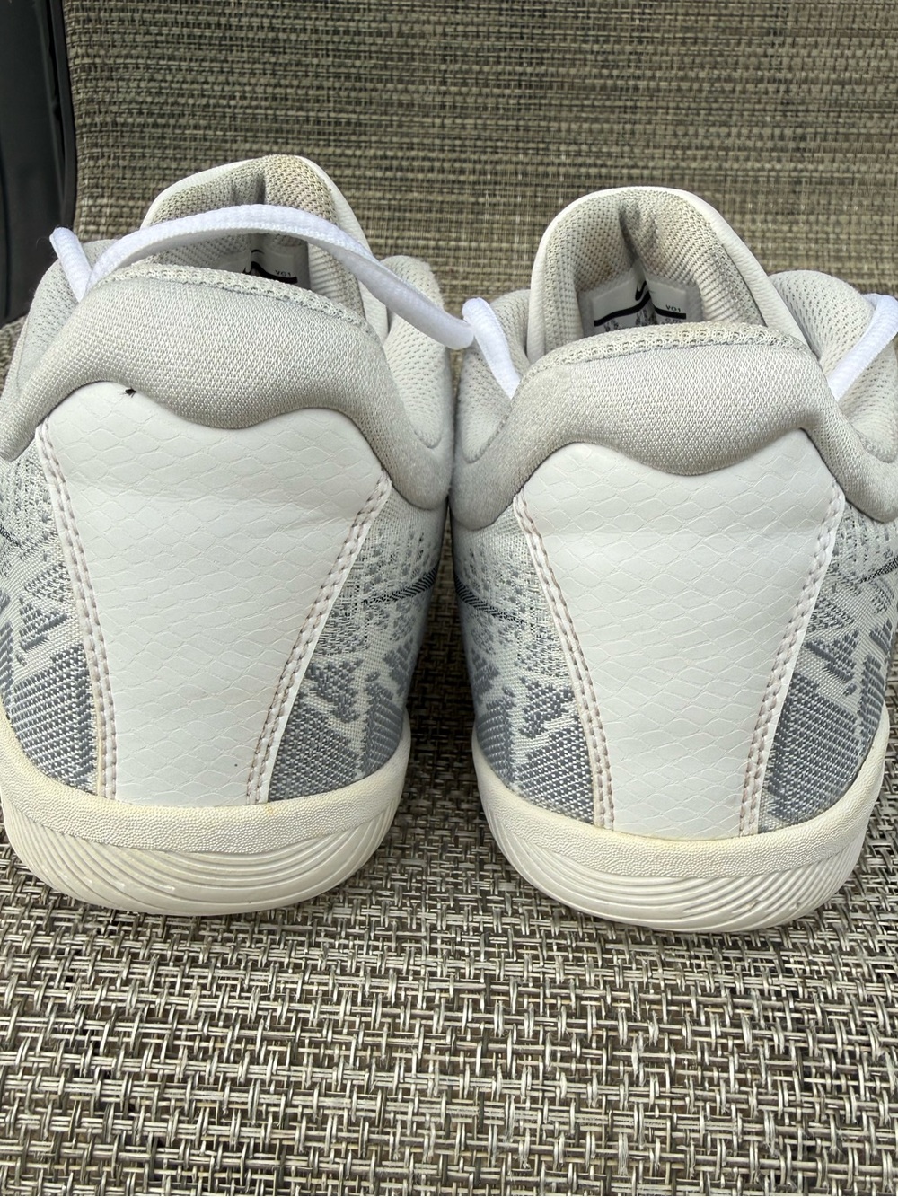 Nike Mamba Rage Pure Platinum Men’s Kobe Bryant White 908972-100 Size 9.5 - Picture 11 of 16